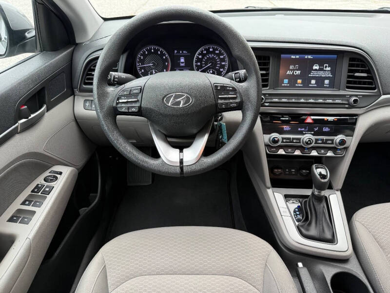2020 Hyundai Elantra SEL