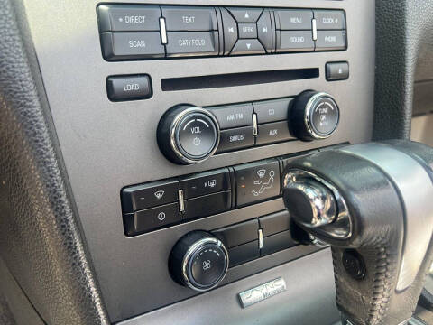 2011 Ford Mustang V6 Premium