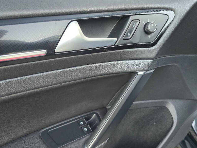 2015 Volkswagen Golf GTI SE