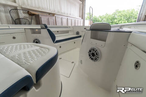 2021 Crevalle 33