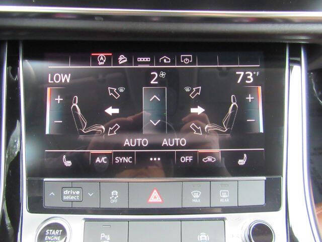 2022 Audi Q8 quattro Premium 55 TFSI