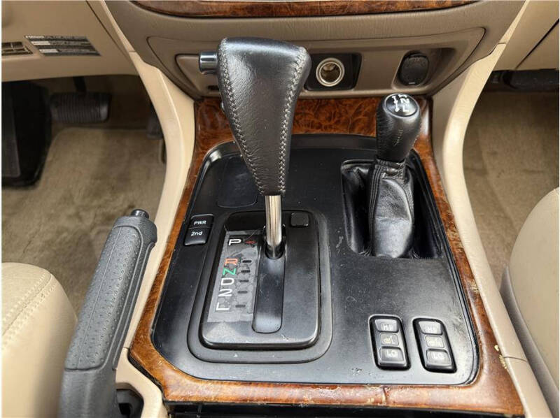 2000 Toyota Land Cruiser