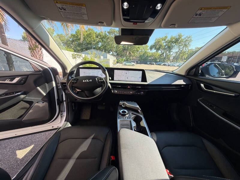 2024 Kia EV6 Wind