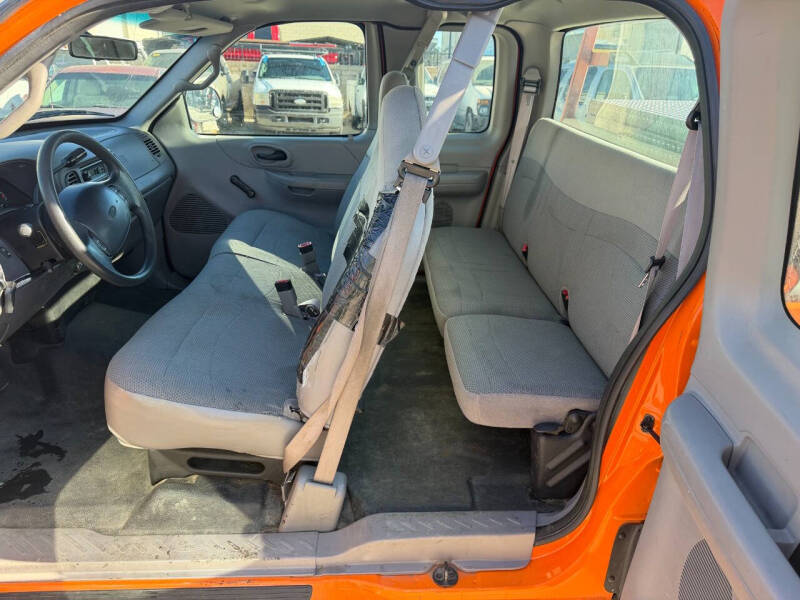 2000 Ford F-150 XL