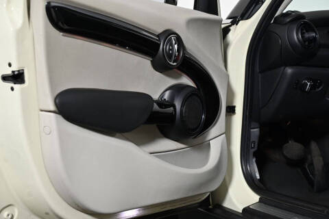 2015 MINI Hardtop 4 Door Cooper