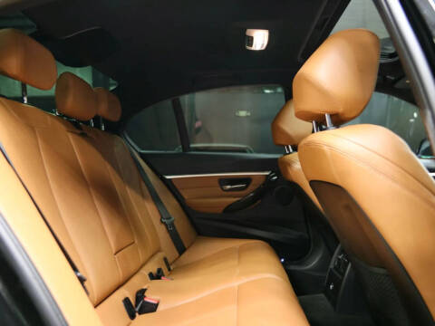 2018 BMW 3 Series 330i xDrive