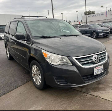 2012 Volkswagen Routan