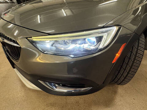 2018 Buick Regal TourX Essence