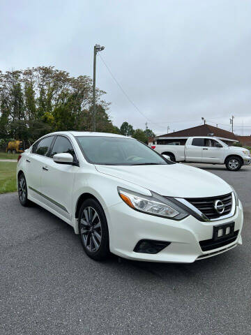 2016 Nissan Altima for sale at Noble Auto in Hickory NC