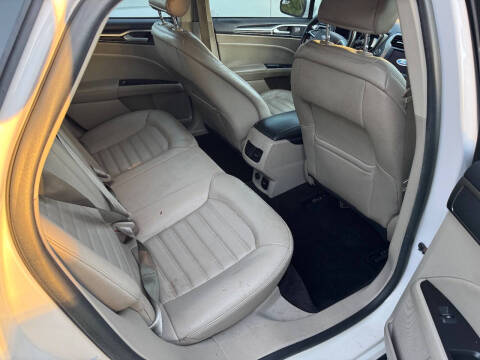 2018 Ford Fusion Energi SE Luxury