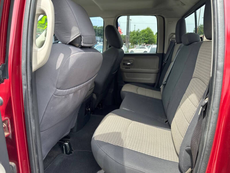 2012 RAM 1500 SLT