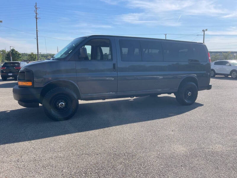 2017 Chevrolet Express LS 3500