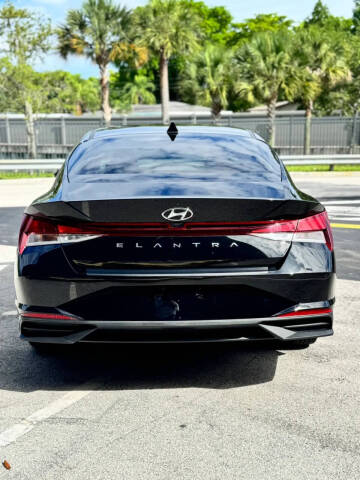 2023 Hyundai Elantra