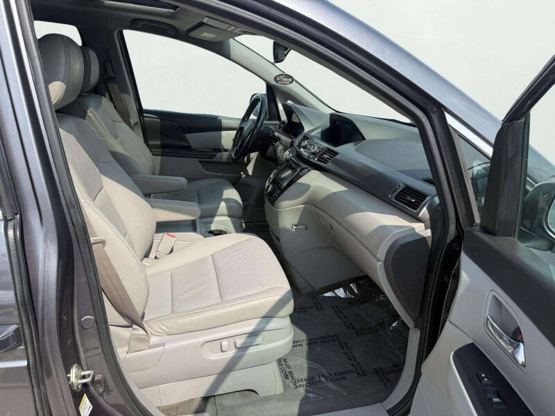 2015 Honda Odyssey EX-L w/DVD