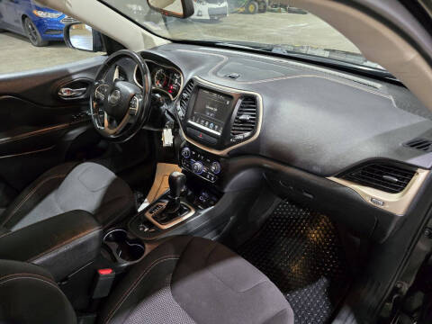 2017 Jeep Cherokee 75th Anniversary