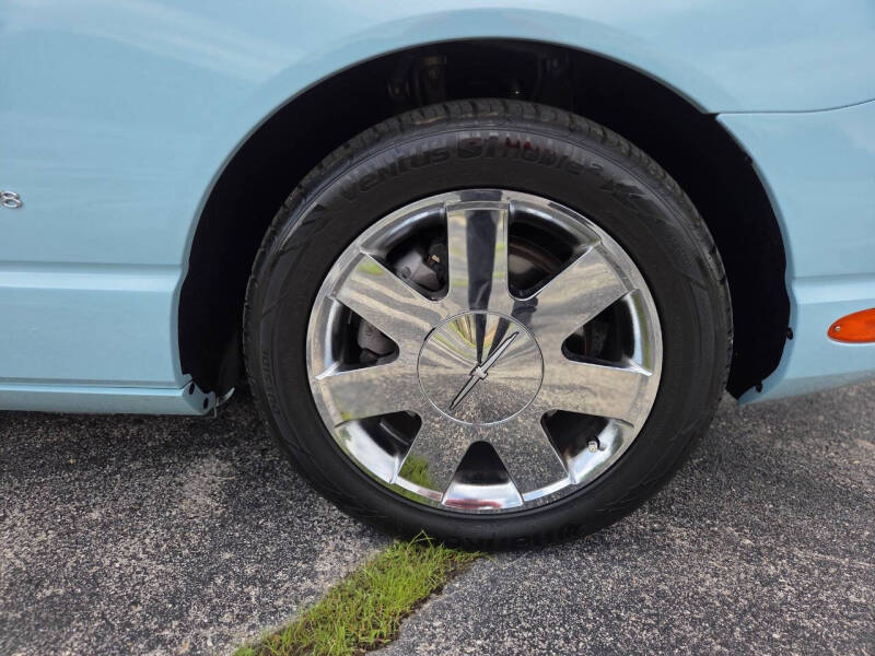 2003 Ford Thunderbird Premium