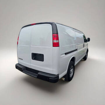 2021 Chevrolet Express 2500