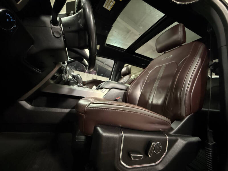 2017 Ford F-150 Platinum