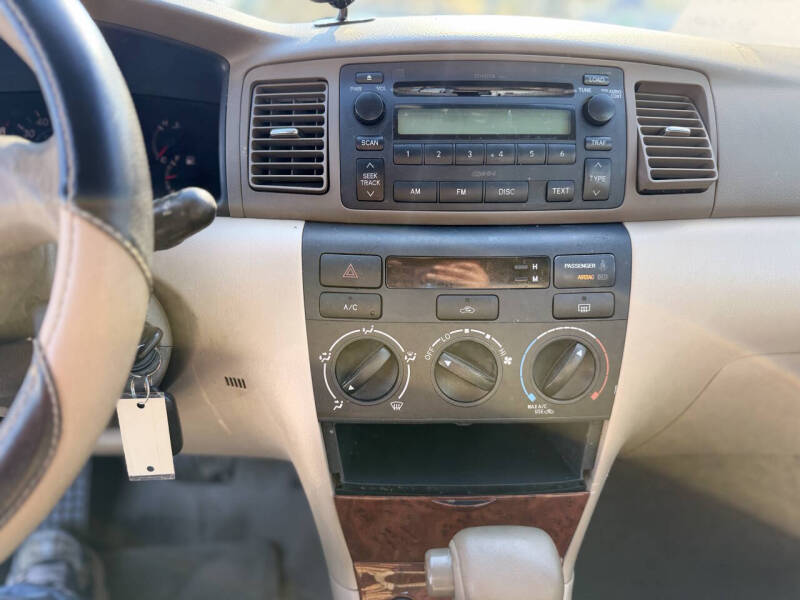 2005 Toyota Corolla CE