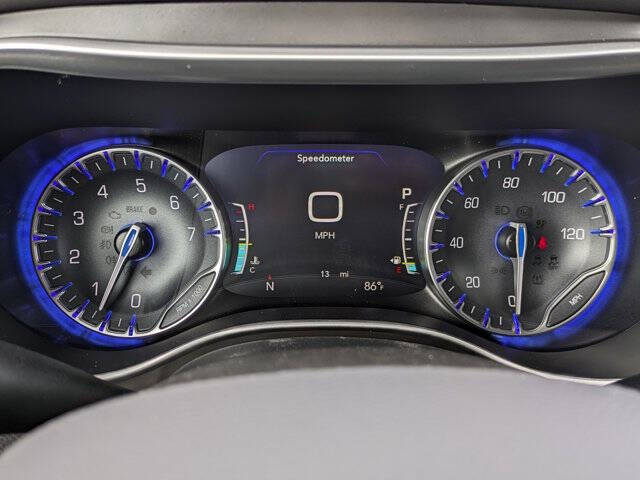 2026 Chrysler Voyager LX