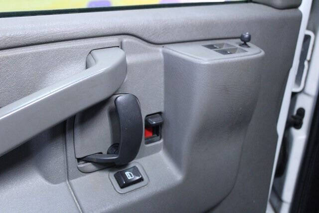 2016 Chevrolet Express LT 3500