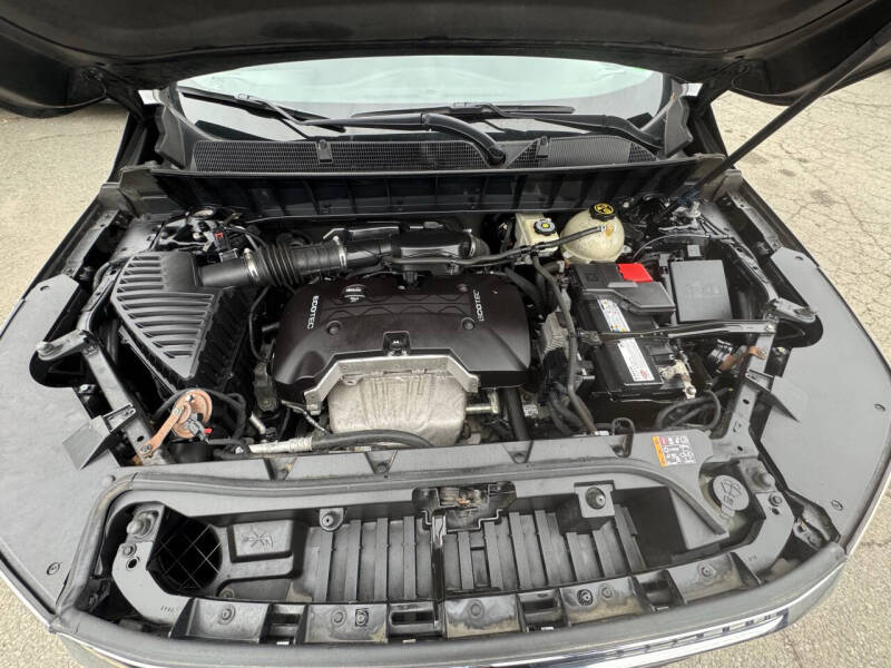 2017 GMC Acadia SLE-1