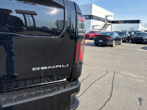 2025 GMC Sierra EV Denali