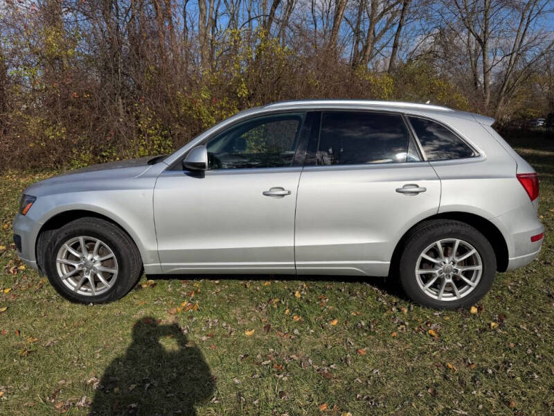2011 Audi Q5 2.0T quattro Premium Plus