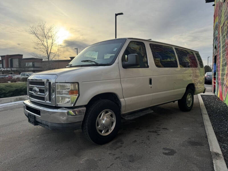 2010 Ford E-Series E-350 SD XLT