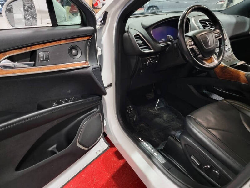 2020 Lincoln Nautilus Reserve