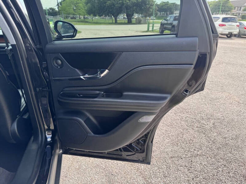 2019 Lincoln MKC Select