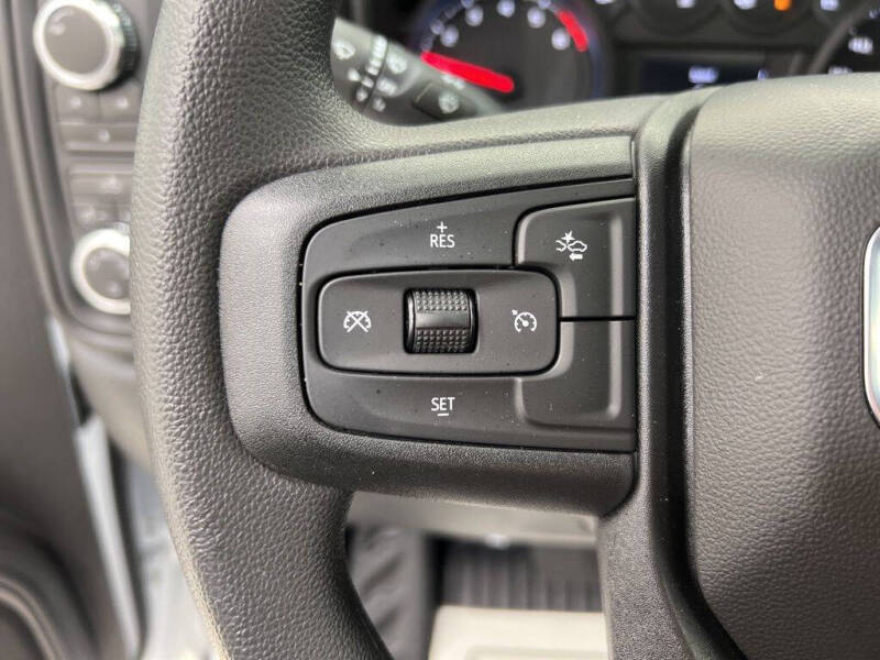 2025 GMC Sierra 2500HD Pro