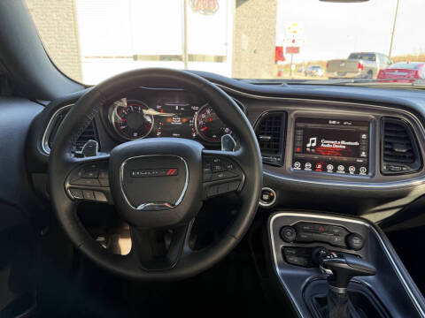 2017 Dodge Challenger SXT