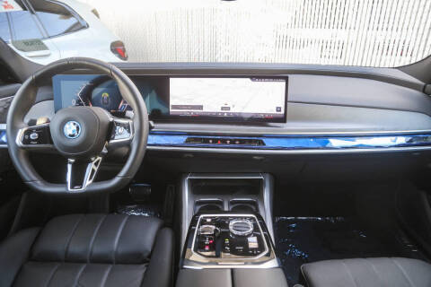 2025 BMW 7 Series 750e xDrive