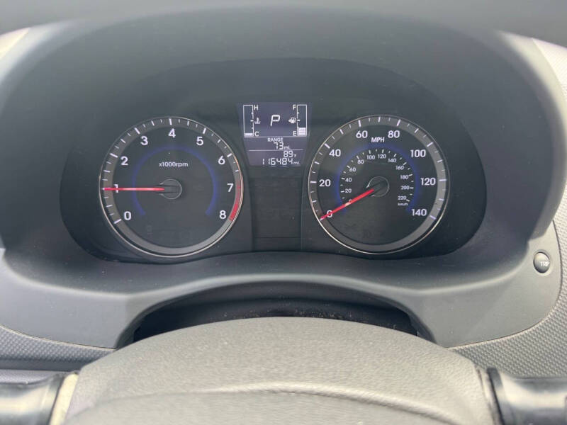 2017 Hyundai Accent SE
