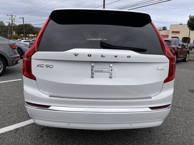 2023 Volvo XC90 Recharge T8 Ultimate Bright Theme 7P