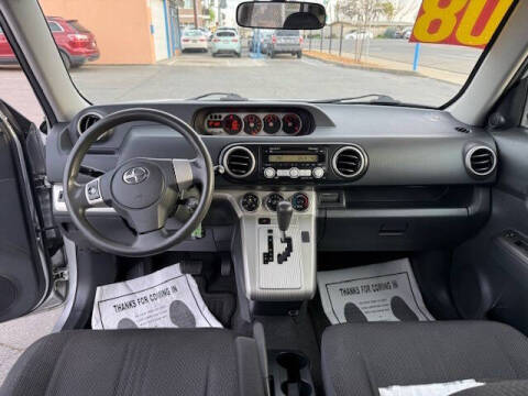 2008 Scion xB