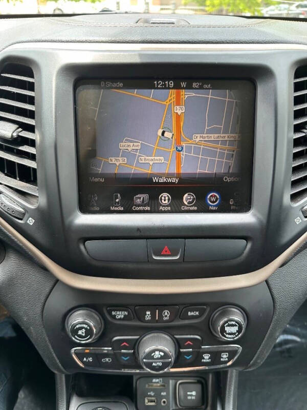 2015 Jeep Cherokee Altitude