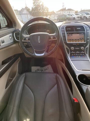 2019 Lincoln Nautilus Reserve