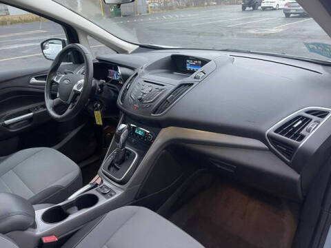 2013 Ford C-MAX Hybrid SE