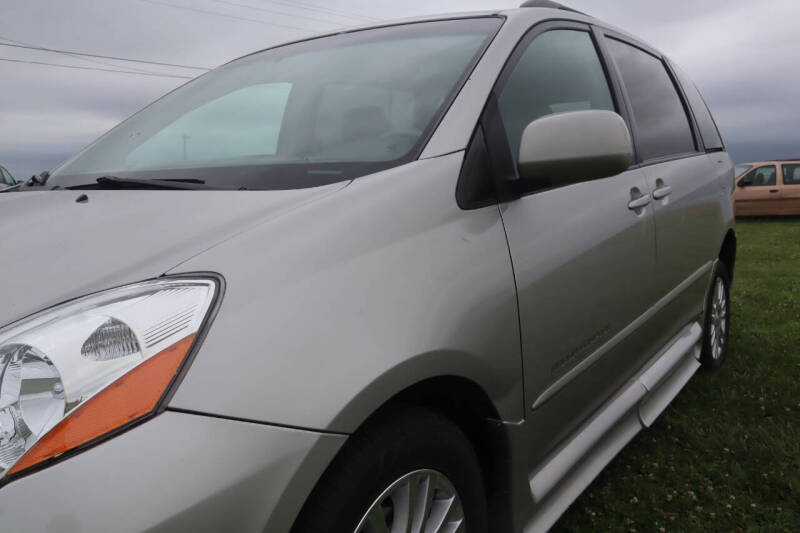 2008 Toyota Sienna XLE