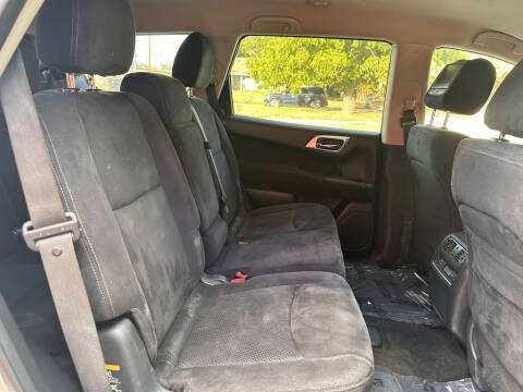 2014 Nissan Pathfinder SV