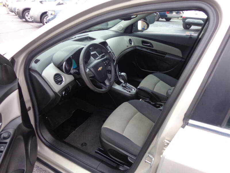 2012 Chevrolet Cruze LS