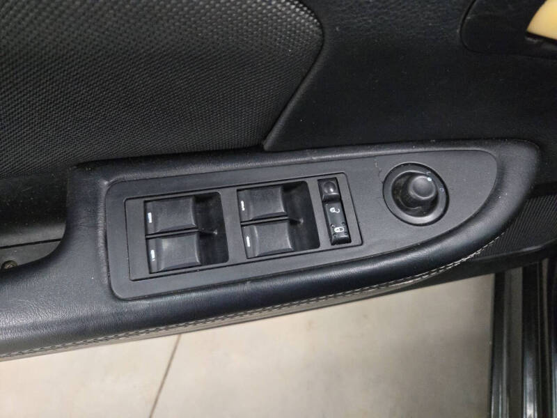 2012 Dodge Avenger SE V6