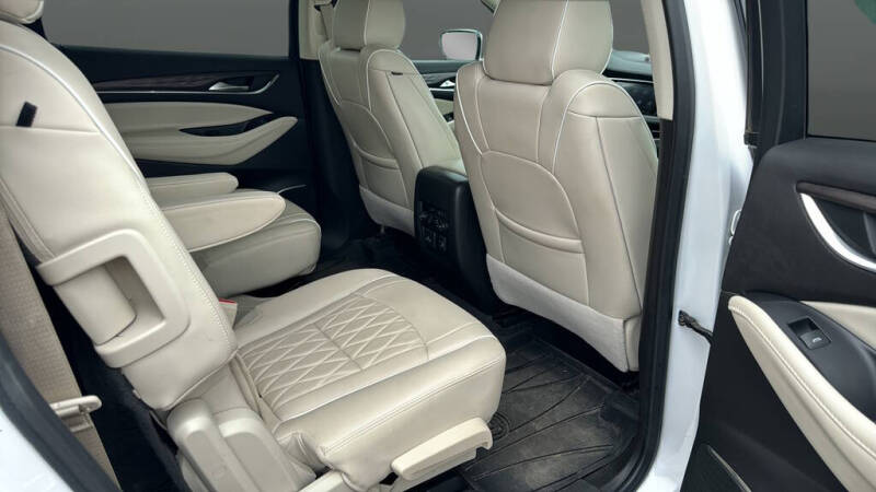 2022 Buick Enclave Avenir