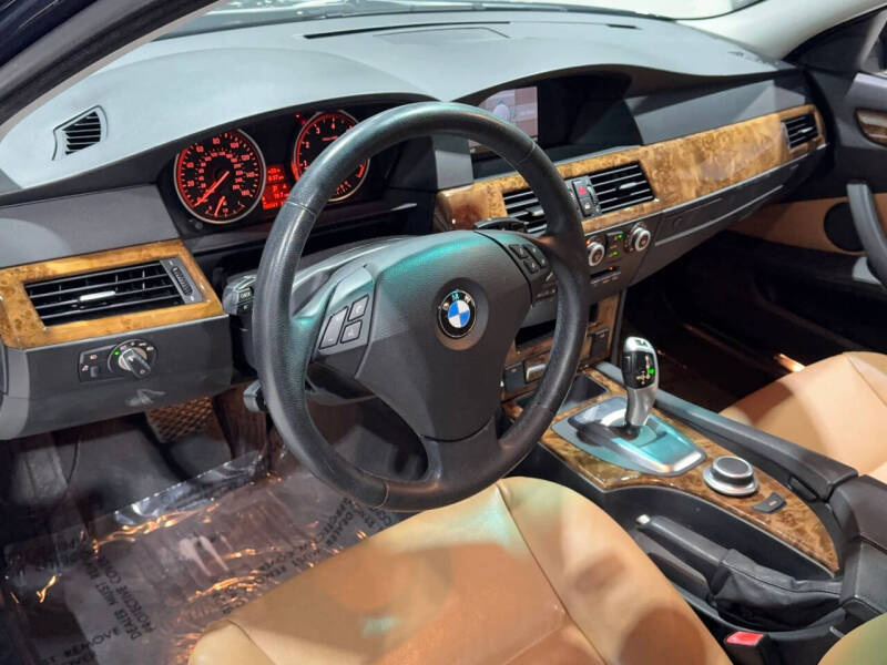 2008 BMW 5 Series 528i