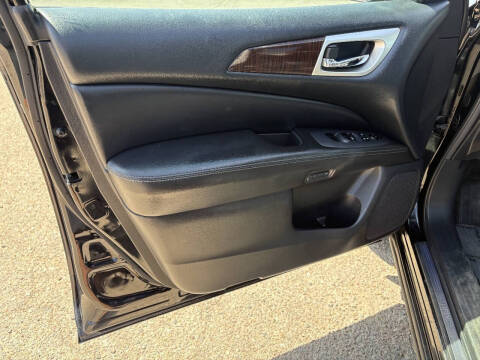 2014 Nissan Pathfinder SL