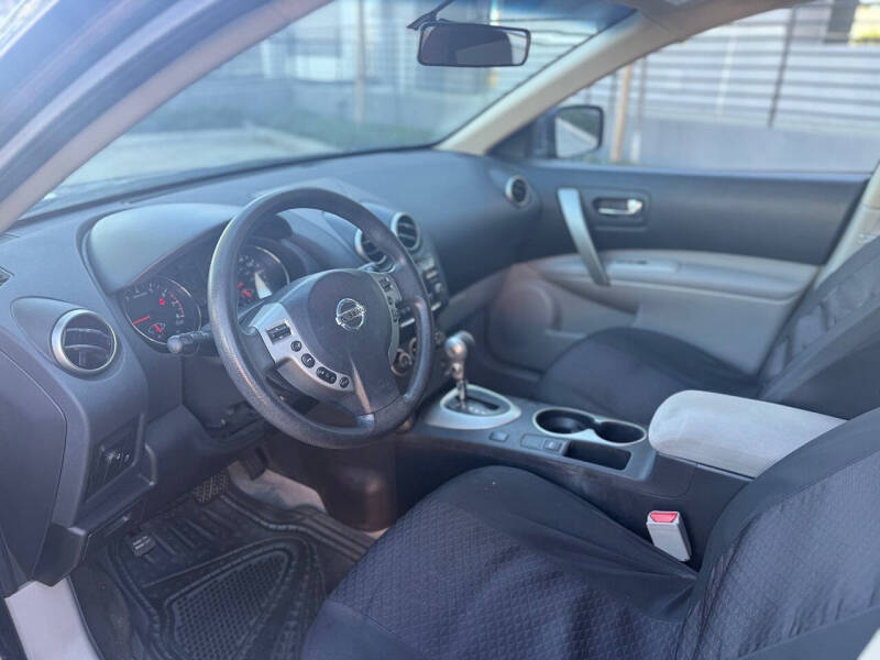 2014 Nissan Rogue Select S