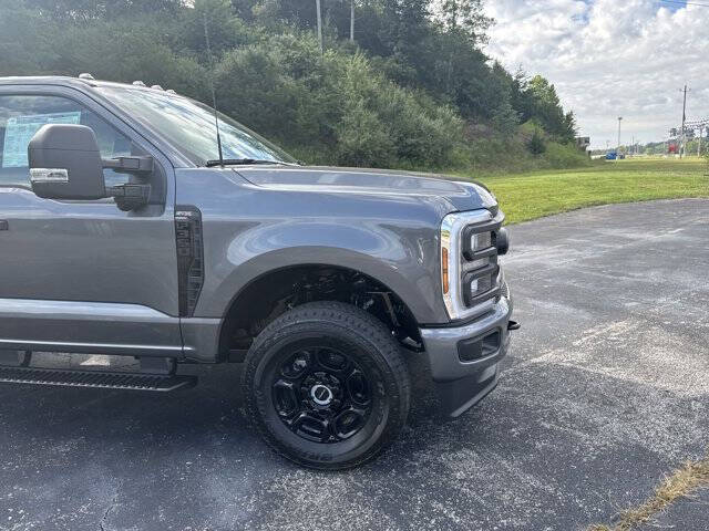 2025 Ford F-350 Super Duty XL