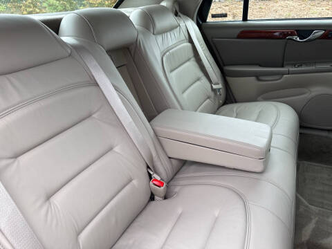 2001 Cadillac DeVille